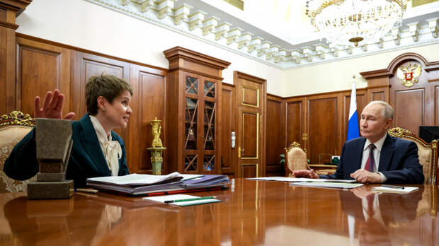 Путин и Шмелева обсудили создание международной школы «Сириус» в Казахстане