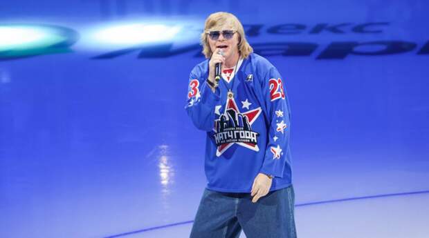 "Рыжий" из "Иванушек" оконфузился на концерте в Кремле из-за забытого костюма