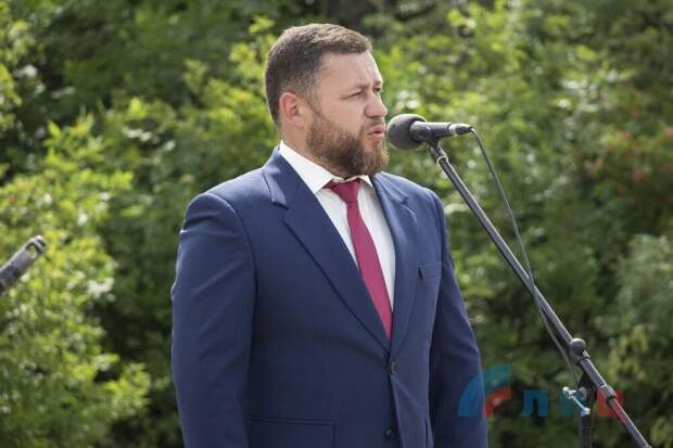 В Донбассе ответили Кравчуку, кто будет представлять ЛДНР на переговорах 