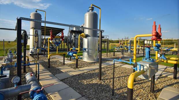 Комплекс подготовки экспортного газа на Украине Комплекс подготовки экспортного газа на Украине - РИА Новости, 1920, 22.12.2021