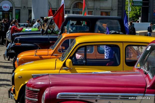 Парад ретро автомобилей в Минске Парад ретро автомобилей в Минске авто, встреча, минск, олдтаймер, ретро автомобили
