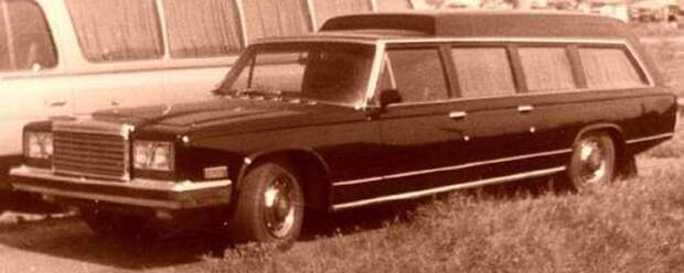 ЗИЛ 41042 Черный доктор (6 фото)