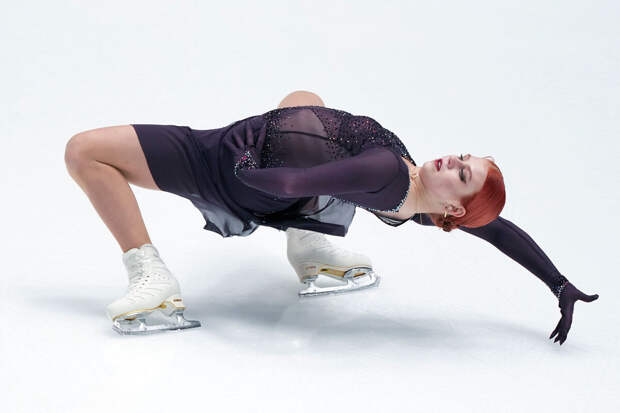 Тарасова: Трусова готовится к соревнованиям у Авербуха