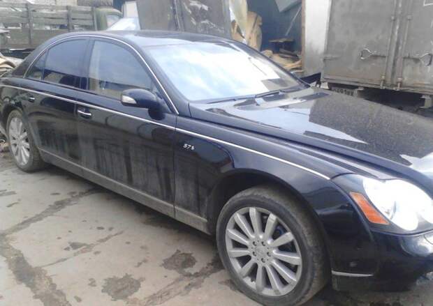 Как «ремонтируют» Maybach в России (3 фото)