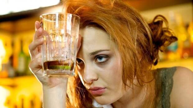 Опасности «беленькой»: заблуждения о водке, в которые пора перестать верить
