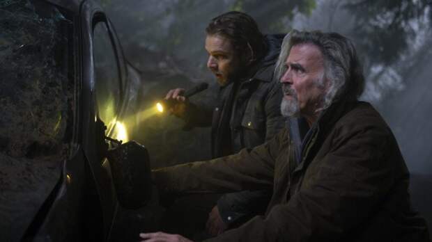 Max Thieriot as Bode Leone and Jeff Fahey as Walter Leone