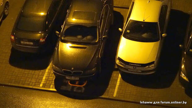 Владелец BMW решил "застолбить" персональное парковочное место во дворе bmw, parking, парковка, парковочное место