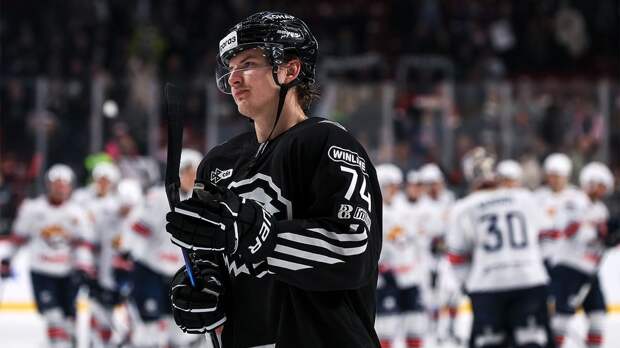 Слуцкий с юмором поддержал хоккеиста «Трактора» Кравцова в Величайшей погоне: «Гретцки против Овечкина, блин!»