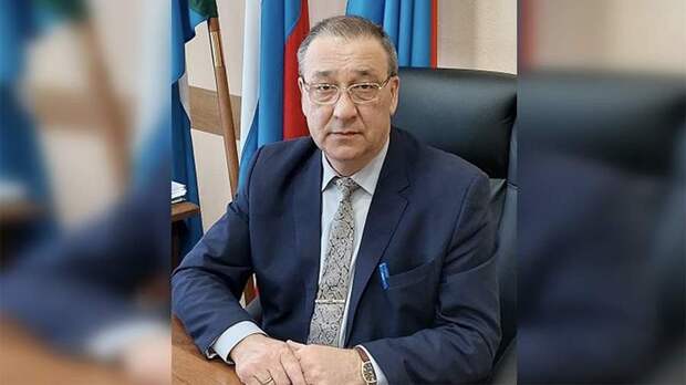 Глава поселка под Хабаровском умер во время совещания совета депутатов