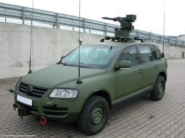 VW Toureg military version авто, броневик, военная техника