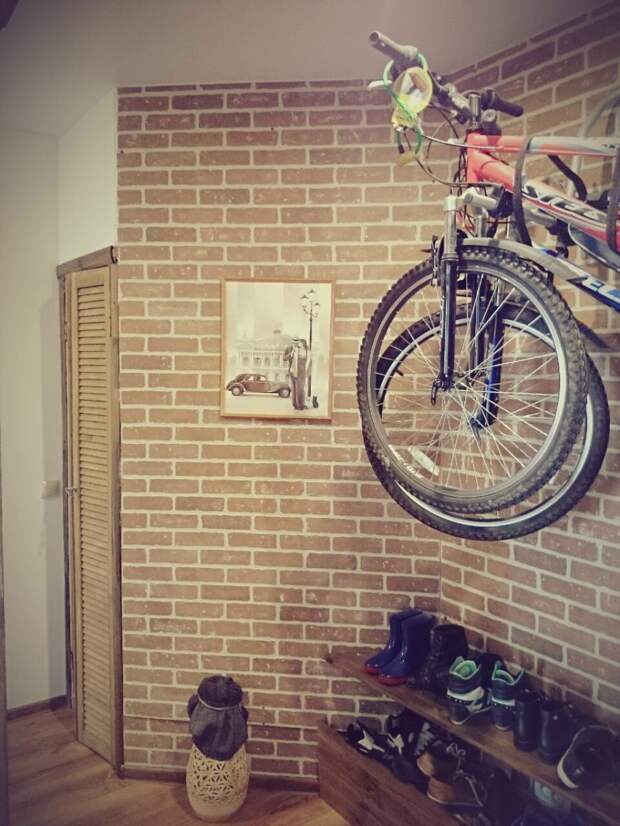 Лофт с элементами эко-стиля, хранение велосипедов в квартире
