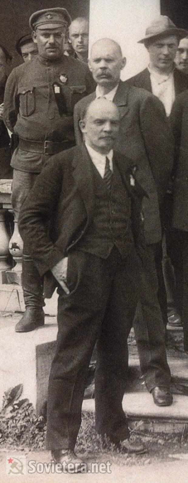 М горький ленин. Ленин — Горький, 1908.