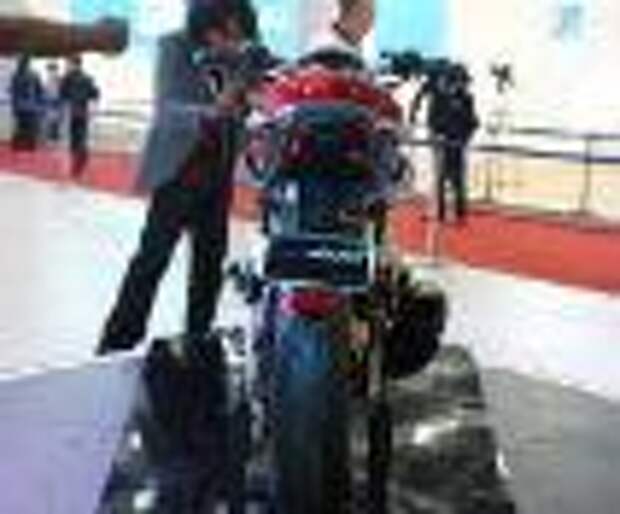 Bajaj показал 2 концепт-байка