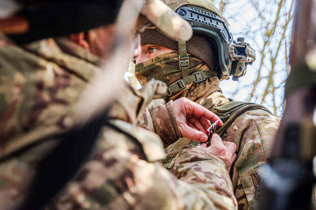 Награжденный Путиным боец СВО рассказал подробности о 68 днях обороны от ВСУ