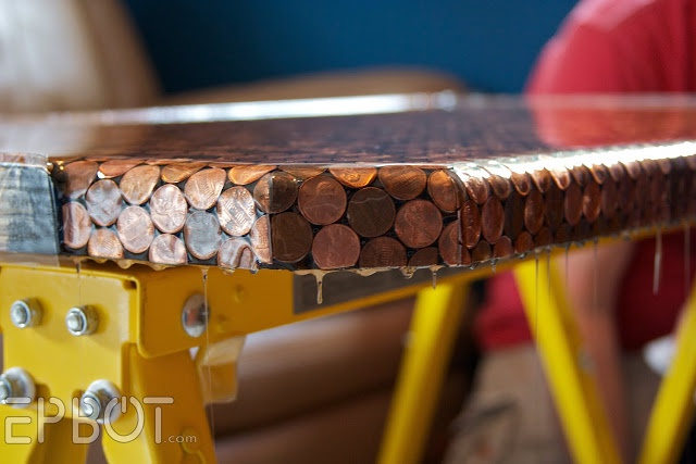 Столик из монет (Diy)