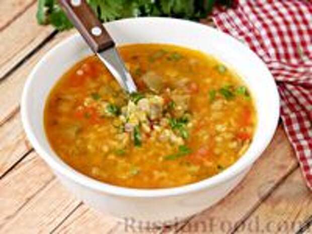 Фото к рецепту: Томатный суп с баклажанами и чечевицей