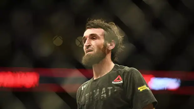 Магомедшарипов отказался от поединка с корейским бойцом