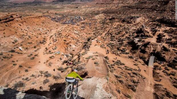Самое опасное соревнование по фрирайду Red Bull Rampage 2015