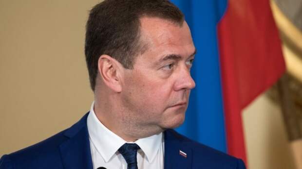 Медведев пообещал Минску найти виновных и наказать