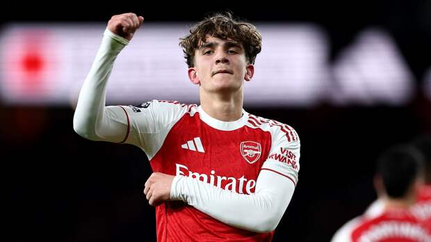 Чемпионскую гонку в Англии решил 16-летний пацан? Что нужно знать о новой звезде Доумане