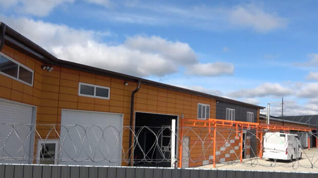 Похоронные марши на свадьбах: как бизнесмен из Краснодарского края мстит соседнему кафе