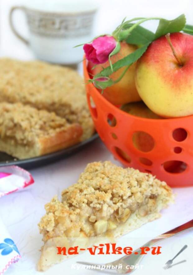 Яблочная пицца с топпингом (Apple Crisp Pizza)