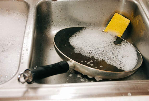Отличное чистящее средство для посуды.