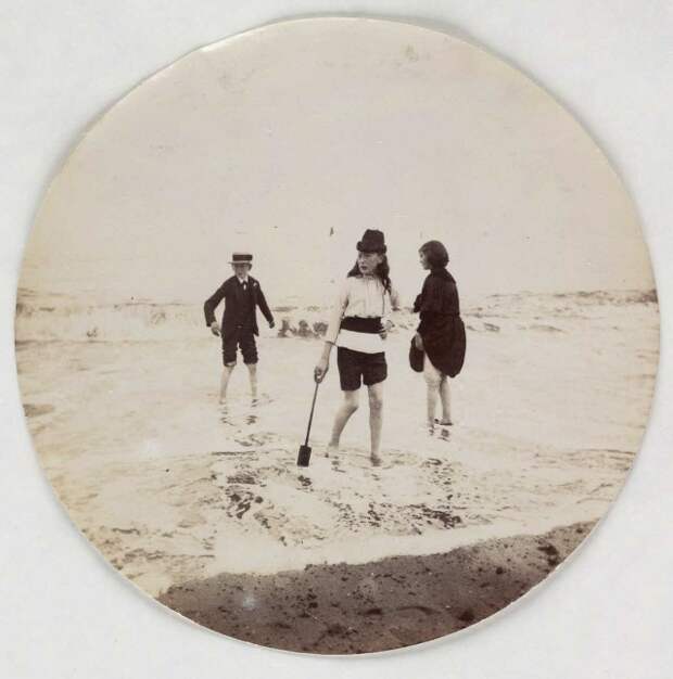 Непостановочные снимки с первого «народного» фотоаппарата Kodak (1890)