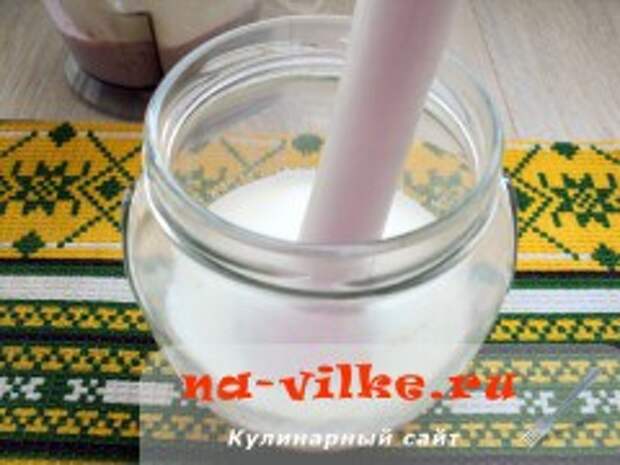 Молочно-малиновый коктейль