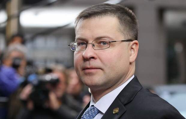 Валдис Домбровскис