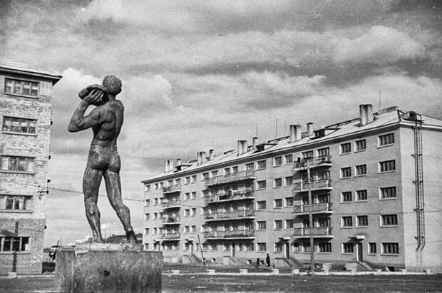 Как иностранцы помогали нам строить столицу черной металлургии Магнитогорск