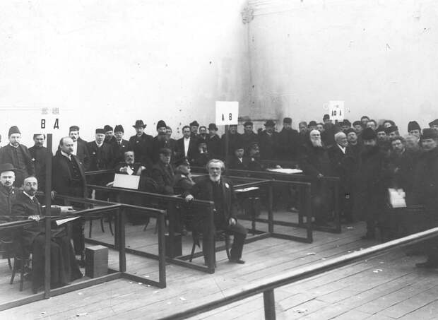 20 марта 1906. Выборы выборщиков в Первую Государственную думу в зале Соляного городка 20 марта 1906. Выборы выборщиков в Первую Государственную думу в зале Соляного городка