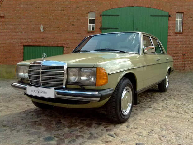 Новенький законсервированный Mercedes-Benz E-class W123 W123, e-class, mercedes, mercedes-benz, олдтаймер