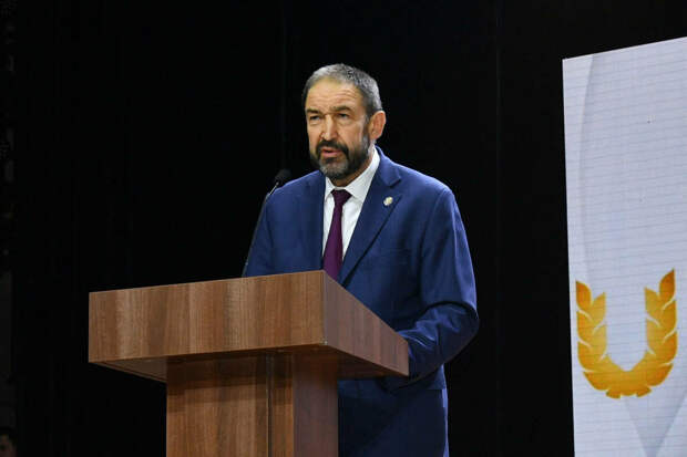 Песошин Татарстан халкын Ленинградны камалыштан азат итүнең 82 еллыгы белән котлады