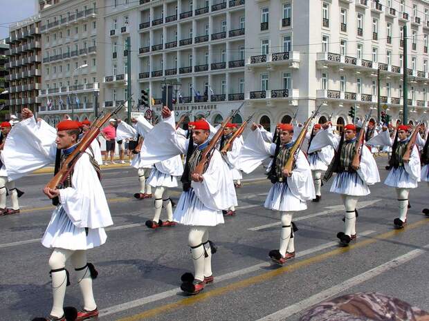 Отзвуки древних традиций: Эвзоны - греческая Президентская Гвардия (7)