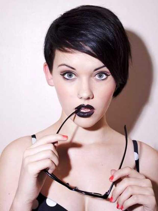 Short Haircuts for Oval Faces