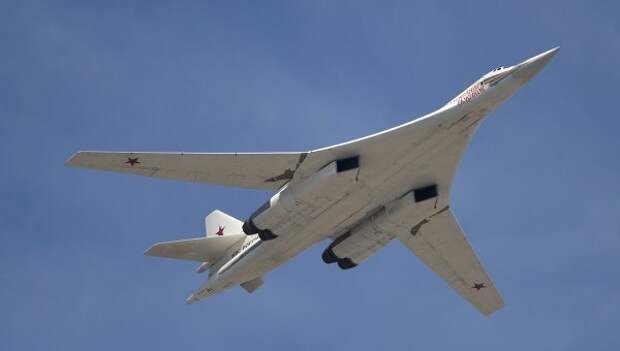 Cтратегический бомбардировщик-ракетоносец Ту-160