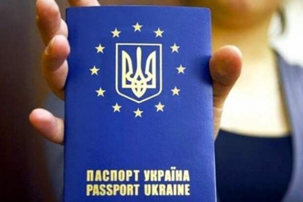 Порошенко приманивает Крым и Новороссию безвизовым режимом с ЕС. Порошенко приманивает Крым и Новороссию безвизовым режимом с ЕС.