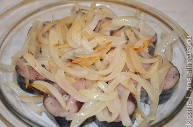 скумбрия с луком в микроволновке