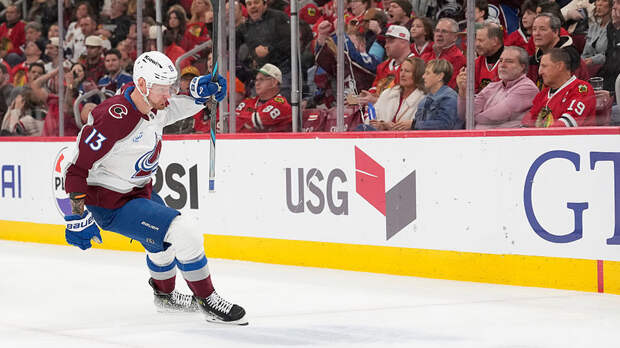 Гол и пас Ничушкина помогли «Колорадо» набрать 100 очков и стать первым участником Кубка Стэнли