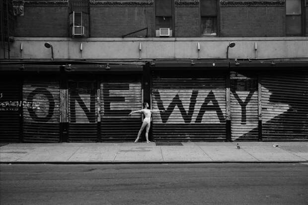 Фотография: Балерины большого города №14 - BigPicture.ru