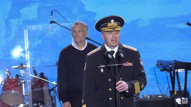 Адмирал Витко, командоваший флотом во время Русской весны, стал почётным гражданином Севастополя