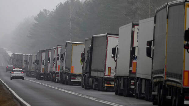 Обозреватель: Киев пошёл на попятную, но поляки не разблокировали границу