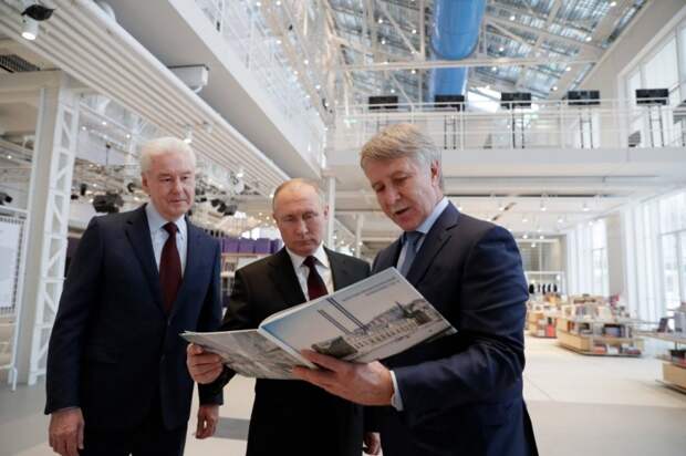 Путин и Собянин открыли Дом культуры «ГЭС-2» в центре столицы. Фото: sobyanin.ru