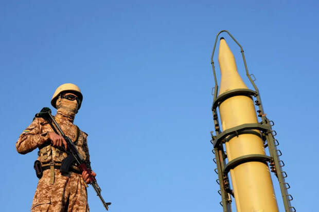 В Тегеране ответили, где лежат сотни новых ракет, способных перевернуть ситуацию