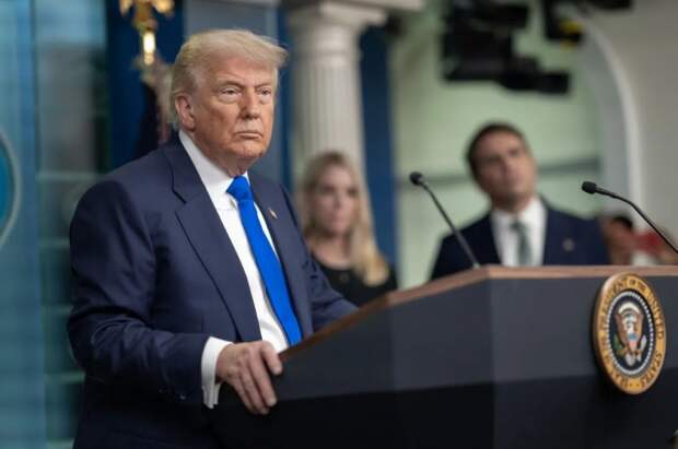 Трамп заявил о договоренностях с Ираном по передаче обогащенного урана в США