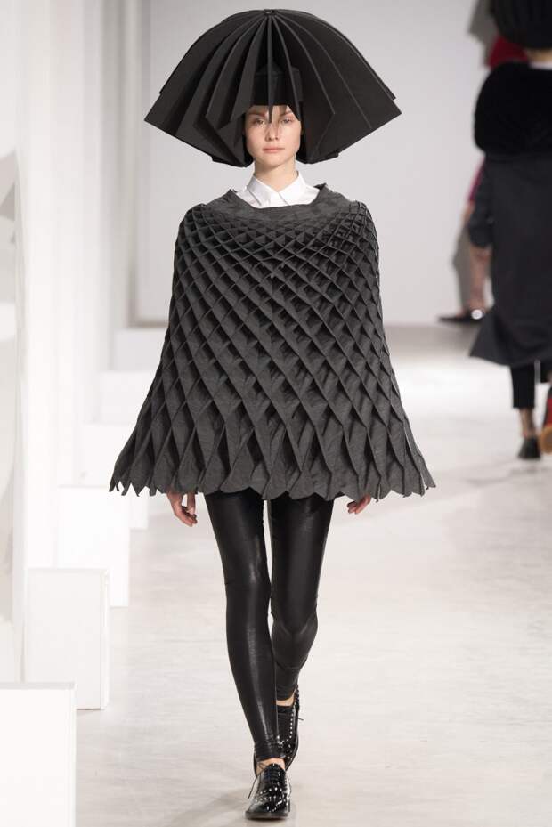 Оригами от Junya Watanabe (трафик)