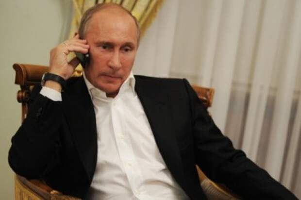Путин пообещал возмездие организаторам крушения А321 Путин пообещал возмездие организаторам крушения А321