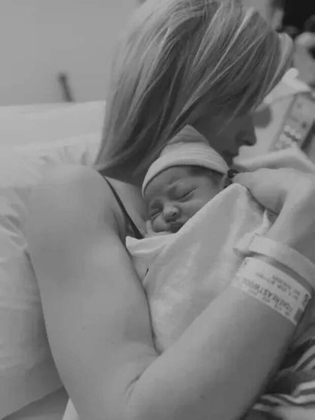 Франческа Иствуд с сыном