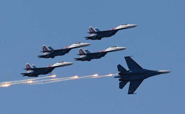 ВКС России получили новые Су-35С